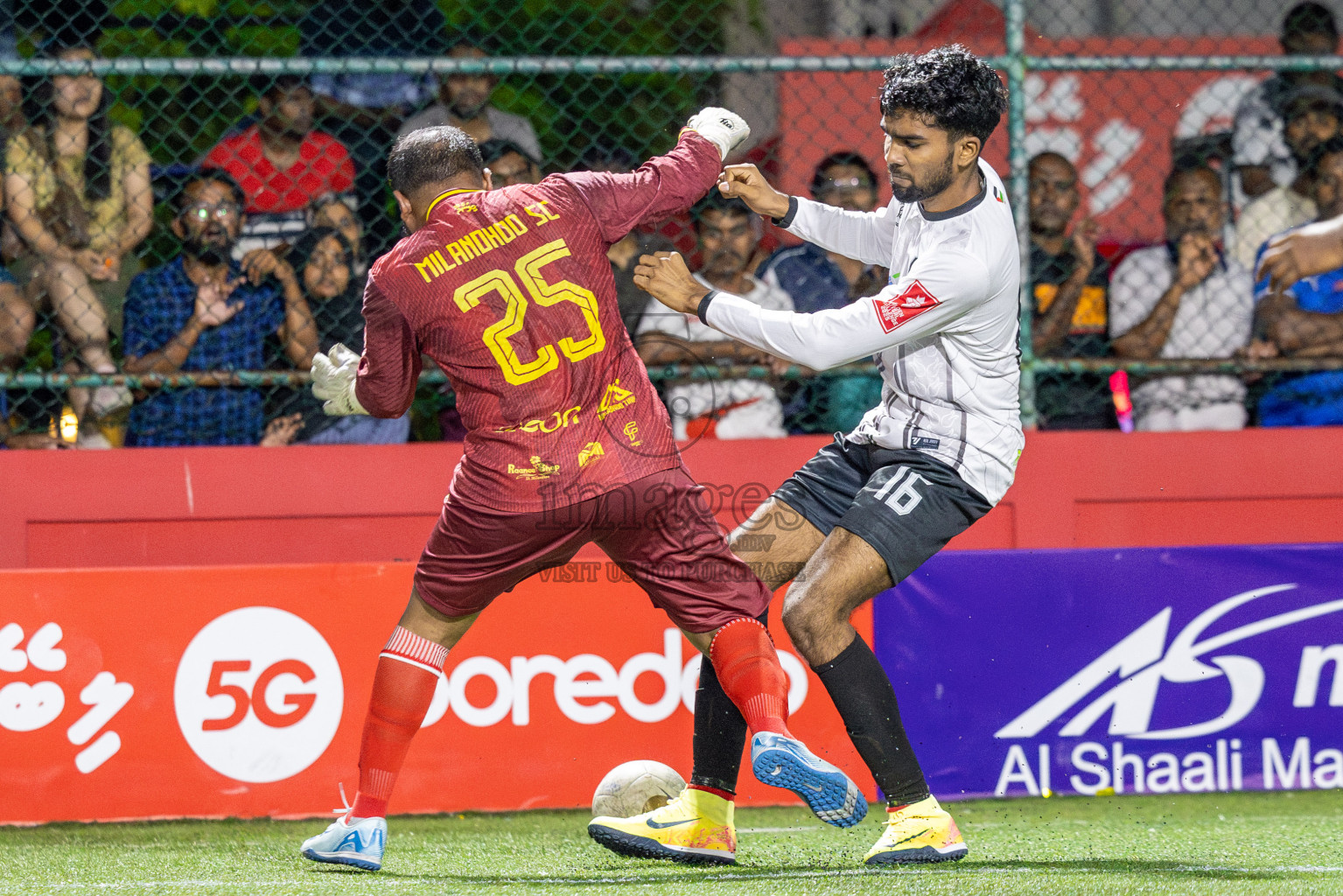 N Miladhoo vs Sh Milandhoo in zone round on Day 29 of Golden Futsal Challenge 2025 was held on Sunday , 2nd February 2025, in Hulhumale', Maldives. Photos: Shuu Abdul Sattar / images.mv