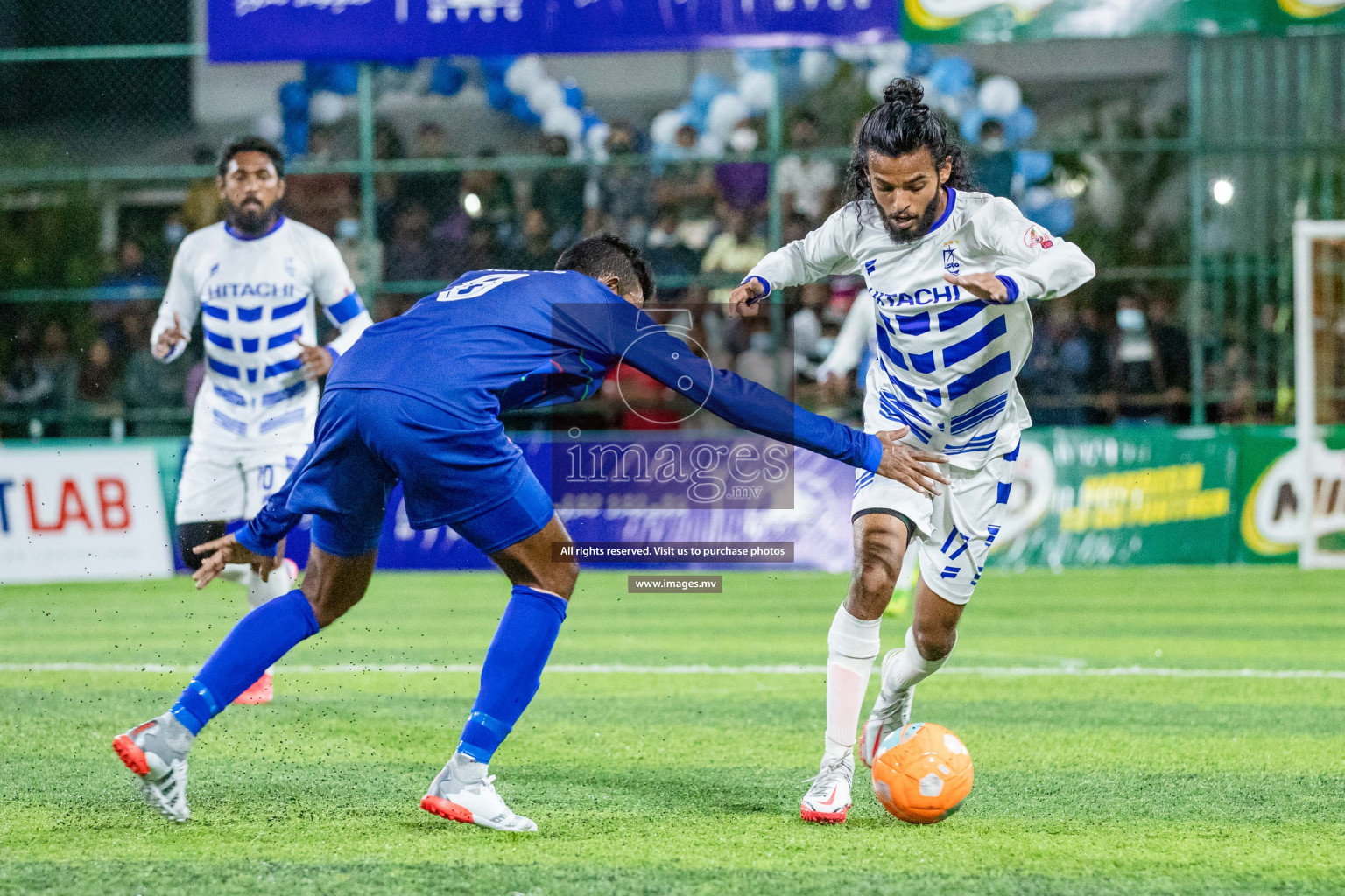 STO RC Vs Team Fenaka in the Quarter Finals of Club Maldives 2021 held in Hulhumale, Maldives on 13 December 2021. Photos: Shu Abdul Sattar / images.mv