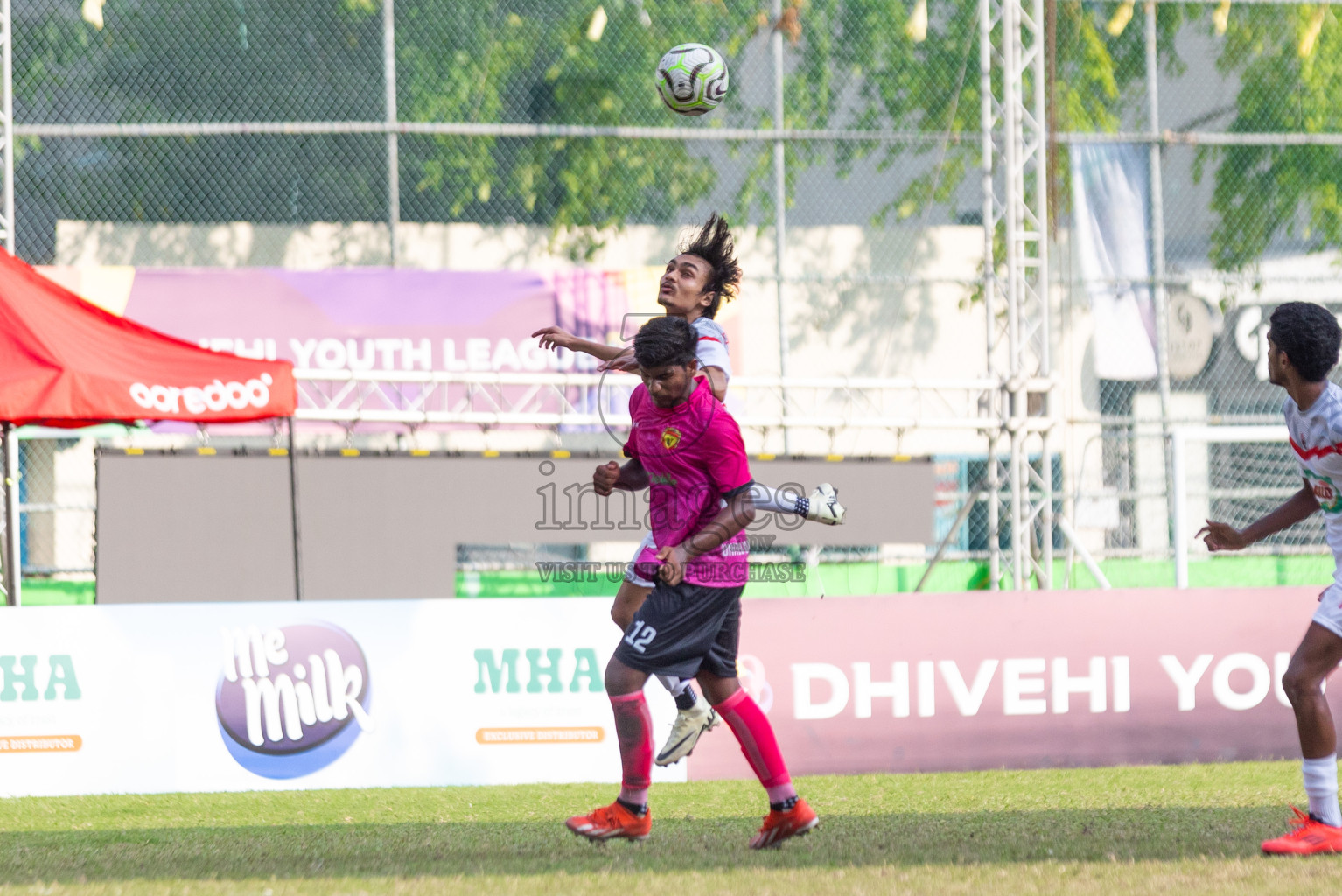 United Victory vs TC Sports Club in Day 7 of Dhivehi Youth League 2024 held at Henveiru Stadium on Sunday, 1st December 2024. Photos: Shuu Abdul Sattar, / Images.mv