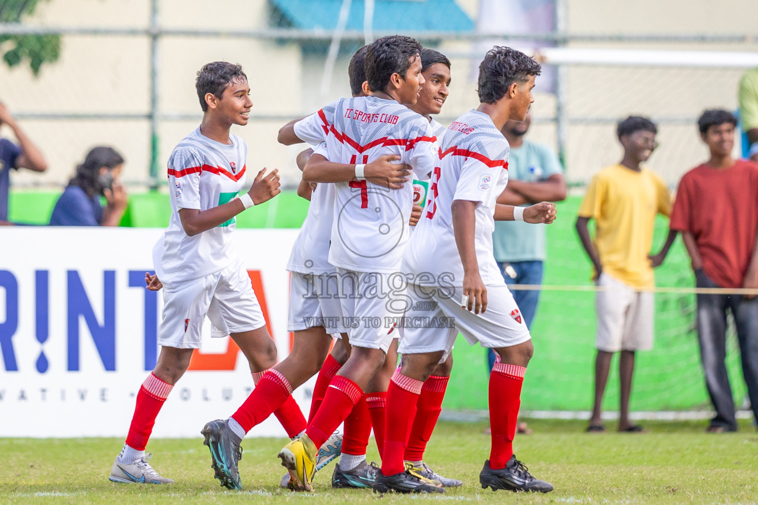 Dhivehi Youth League 2024 - Day 1. Matches held at Henveiru Stadium on 21st November 2024 , Thursday. Photos: Shuu Abdul Sattar/ Images.mv