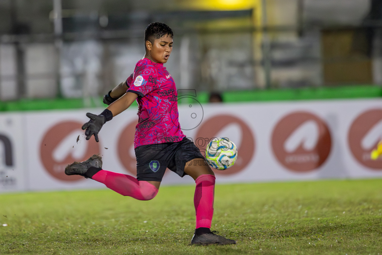 SUS vs Huriyya (U12) in Dhivehi Youth League 2024 - Day 2. Matches held at Henveiru Stadium on 22nd November 2024 , Friday. Photos: Shuu Abdul Sattar/ Images.mv