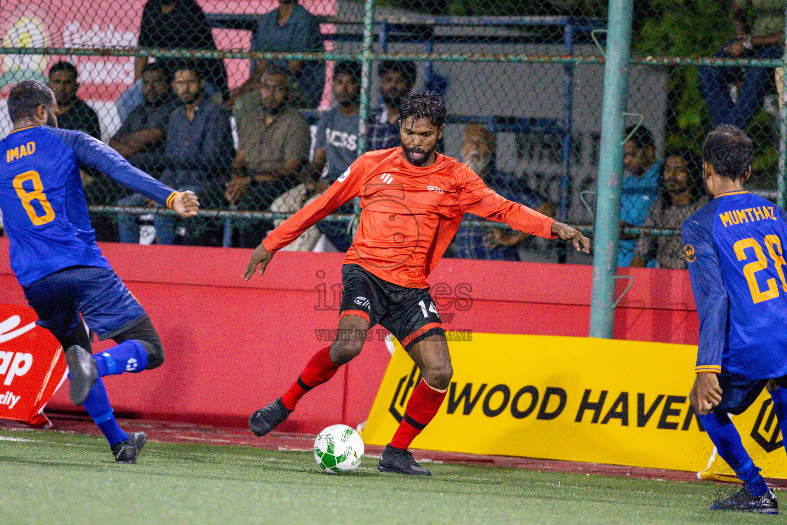 Customs RC vs Club Aasandha in Day 1 of Office League 2025 was held on Wednesday, 16th April 2025 in Hulhumale', Maldives.
Photos: Ismail Thoriq / images.mv
