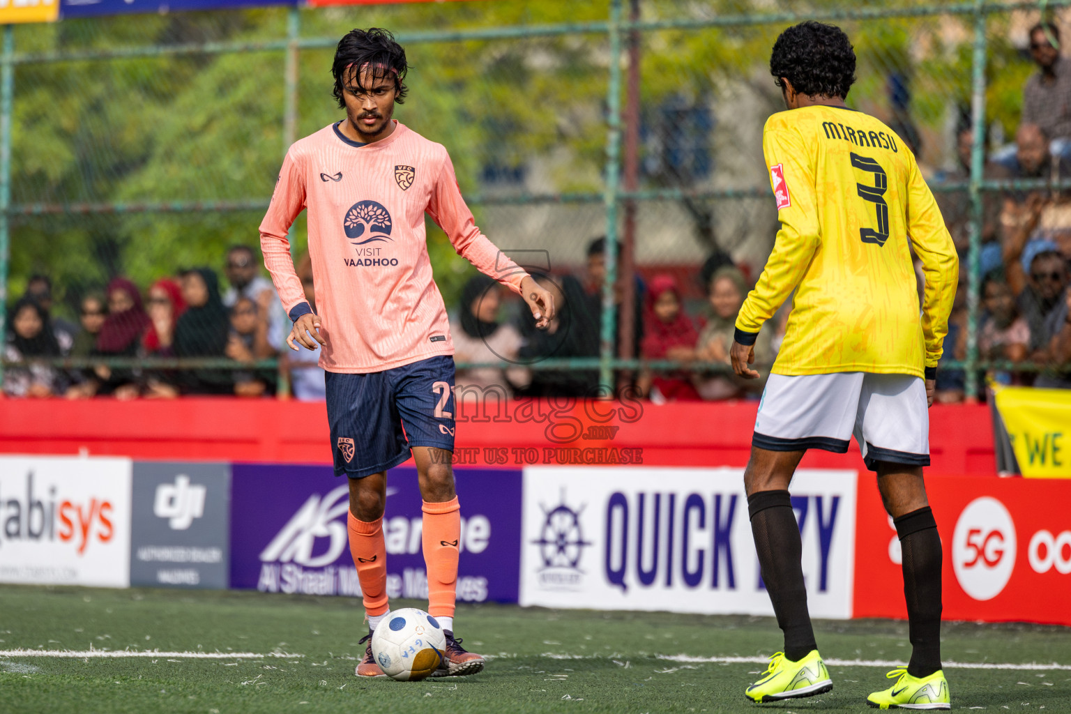 GDh Vaadhoo vs GDh Gadhdhoo in Day 12 of Golden Futsal Challenge 2025 was held on Thursday, 16th January 2025, in Hulhumale', Maldives Photos: Ismail Thoriq / images.mv
