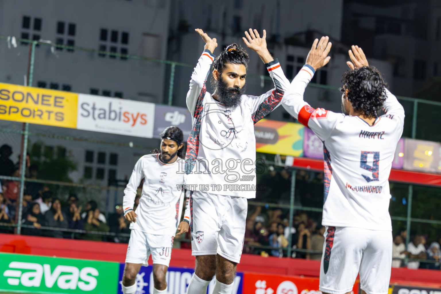 Sh Milandhoo vs R Inguraidhoo in Zone Round on Day 27 of Golden Futsal Challenge 2025 was held on Friday , 31st January 2025, in Hulhumale', Maldives. Photos: Ismail Thoriq / images.mv