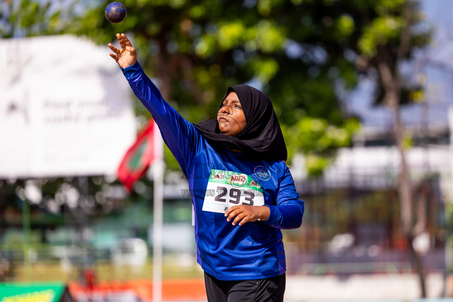 Day 3 of Inter-school Athletics Championship 2025 held in Ekuveni Synthetic Track, Male', Maldives on Wednesday, 08th October 2025. Photos by: Nausham Waheed / Images.mv