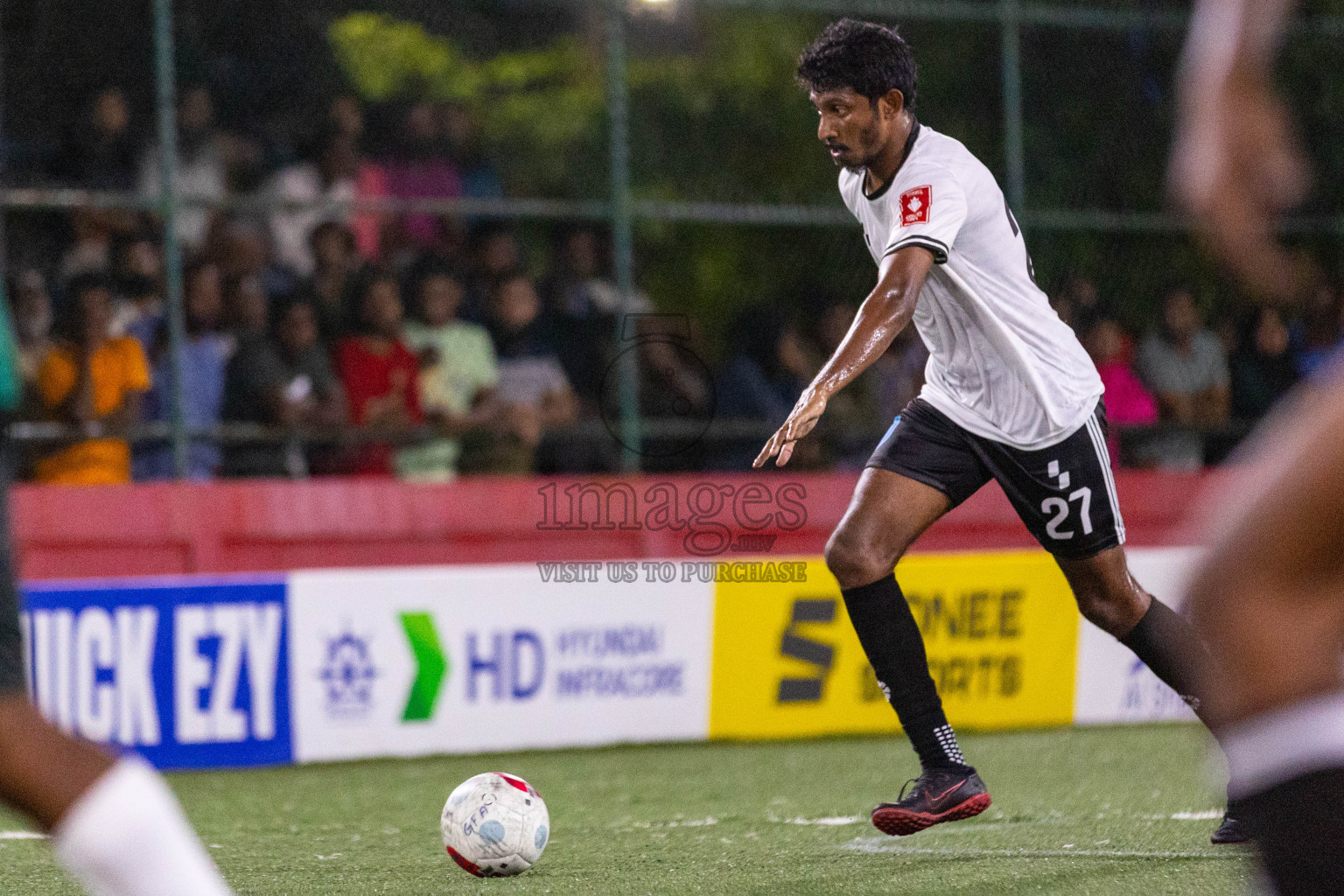 HDh Hanimaadhoo vs HDh Vaikaradhoo in Day 6 of Golden Futsal Challenge 2024 was held on Saturday, 20th January 2024, in Hulhumale', Maldives
Photos: Ismail Thoriq / images.mv