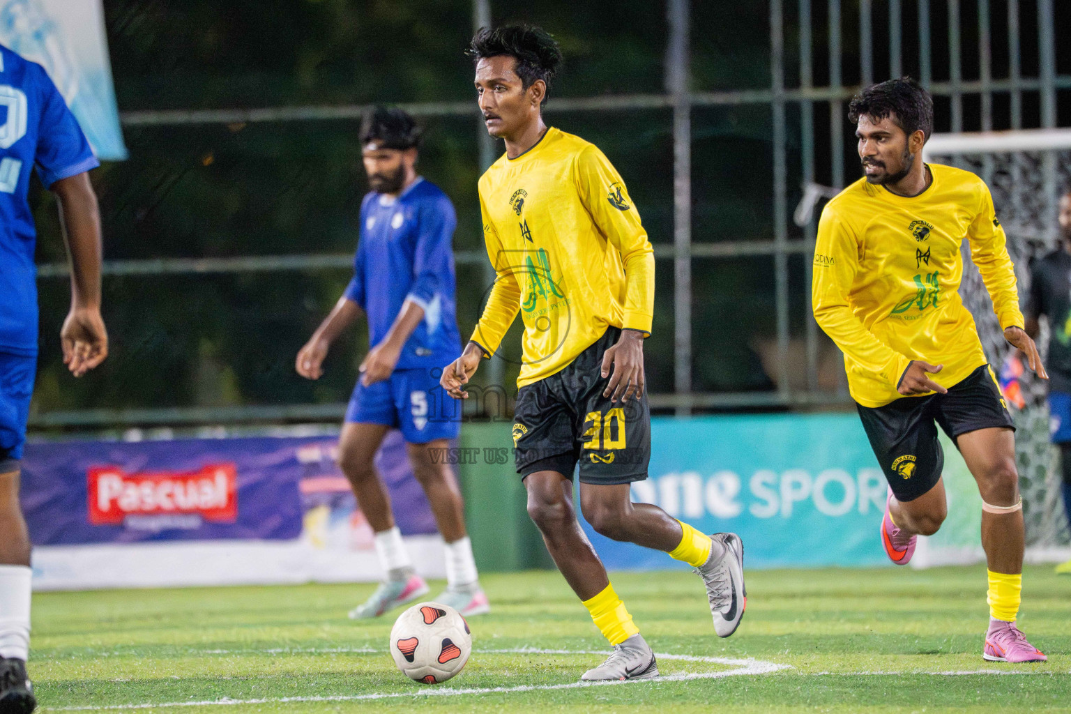 Kanmathi SC VS Laamu Blues in Day 1 - Fonadhoo Youth Futsal Challenge 2025 was held in Fonadhoo Futsal Stadium, L. Fonadhoo, Maldives on Sunday, 26th October 2025 Photos: Arif Rasheed / images.mv