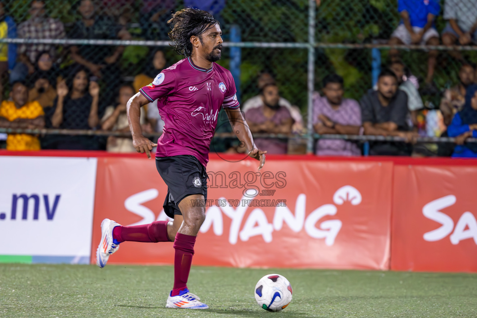 Kulhivaru Vuzaara vs HHRC in Club Maldives Classic 2024 held in Rehendi Futsal Ground, Hulhumale', Maldives on Sunday, 8th September 2024. 
Photos: Ismail Thoriq / images.mv