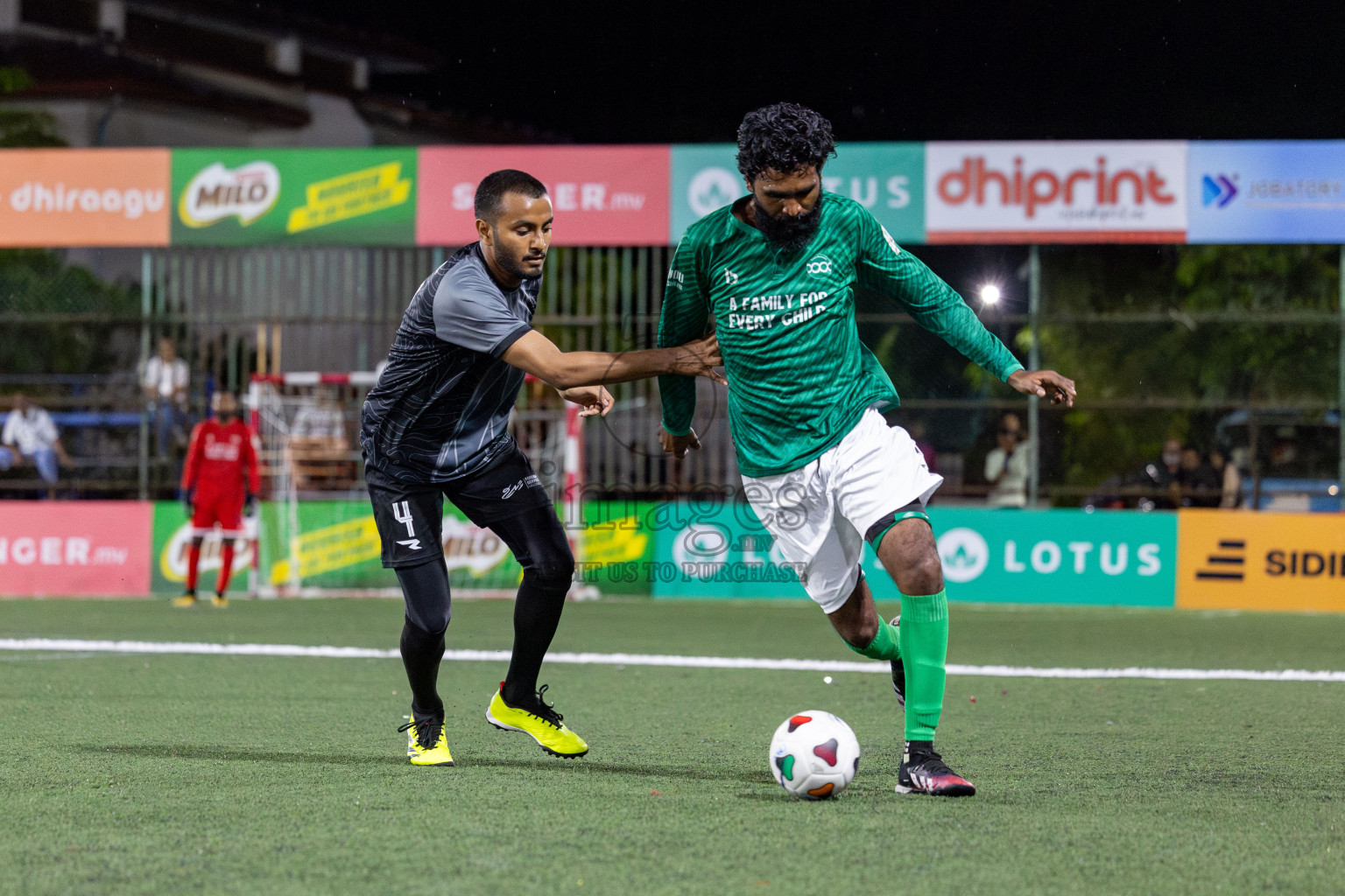 KHAARIJEE VS TEAM BADHAHI in Club Maldives Classic 2024 held in Rehendi Futsal Ground, Hulhumale', Maldives on Tuesday, 3rd September 2024. 
Photos: Nausham Waheed / images.mv