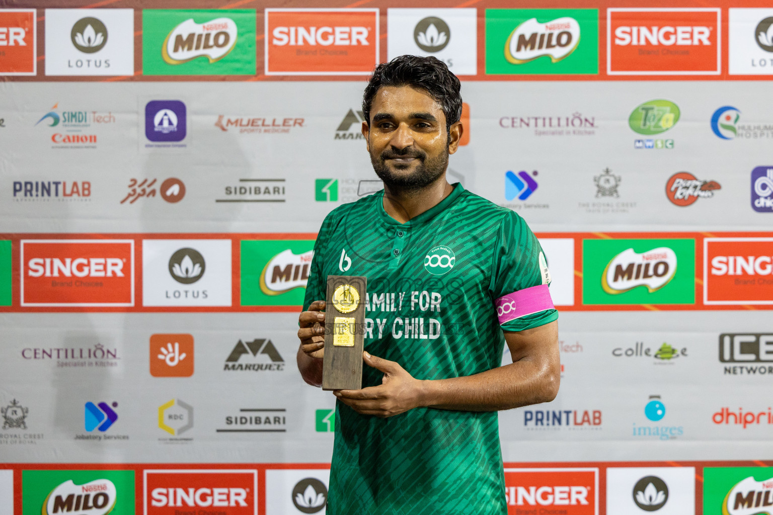 KHAARIJEE VS TEAM BADHAHI in Club Maldives Classic 2024 held in Rehendi Futsal Ground, Hulhumale', Maldives on Tuesday, 3rd September 2024. 
Photos: Nausham Waheed / images.mv