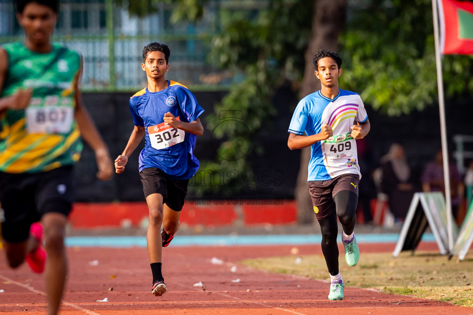 Day 3 of Inter-school Athletics Championship 2025 held in Ekuveni Synthetic Track, Male', Maldives on Wednesday, 08th October 2025. Photos by: Nausham Waheed / Images.mv