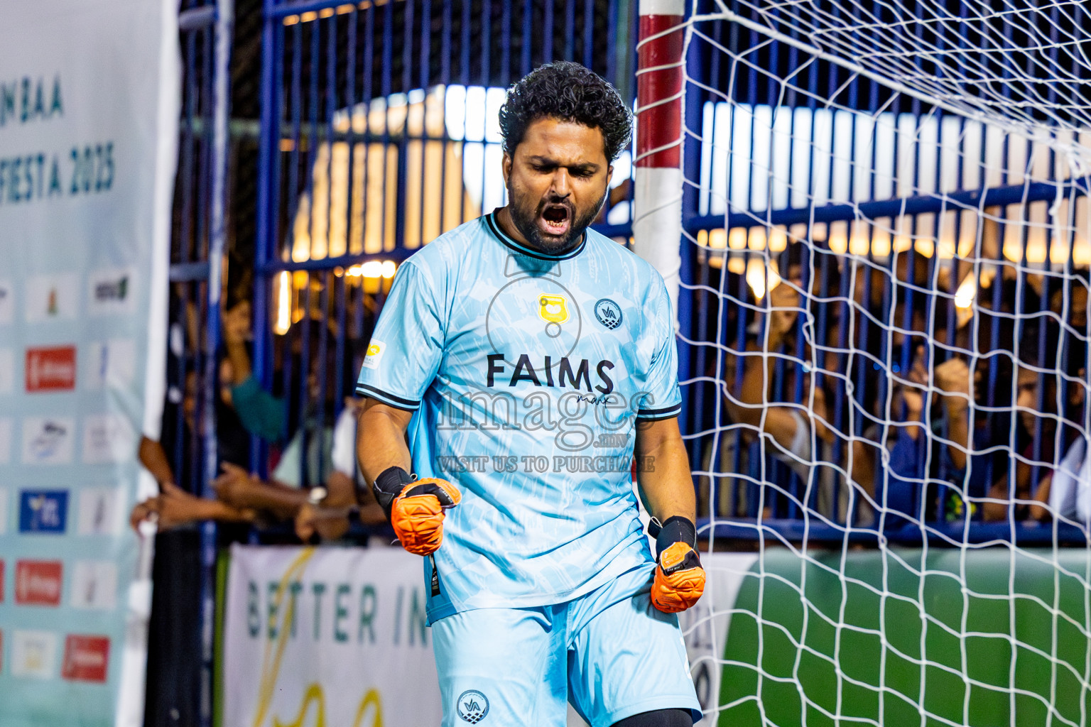 Eydhafushi vs Thulhaadhoo in Semi Finals of Better in Baa Futsal Fiesta 2025 Men's division held in B. Eydhafushi, Maldives on Saturday, 15th November 2025. Photos: Nausham Waheed / images.mv
