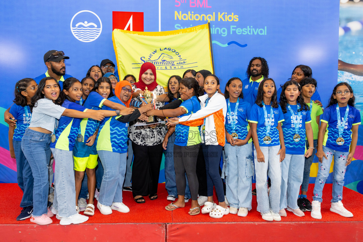 Closing of BML 5th National Swimming Kids Festival 2024 held in Hulhumale', Maldives on Saturday, 23rd November 2024.
Photos: Ismail Thoriq / images.mv