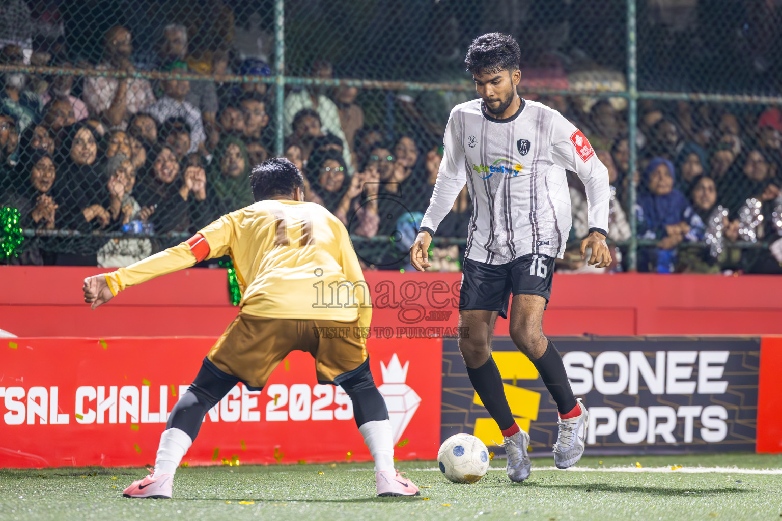 N Holhudhoo vs N Miladhoo in Noonu Atoll Final in Day 24 of Golden Futsal Challenge 2025 was held on Tuesday , 28th January 2025, in Hulhumale', Maldives. Photos: Ismail Thoriq / images.mv