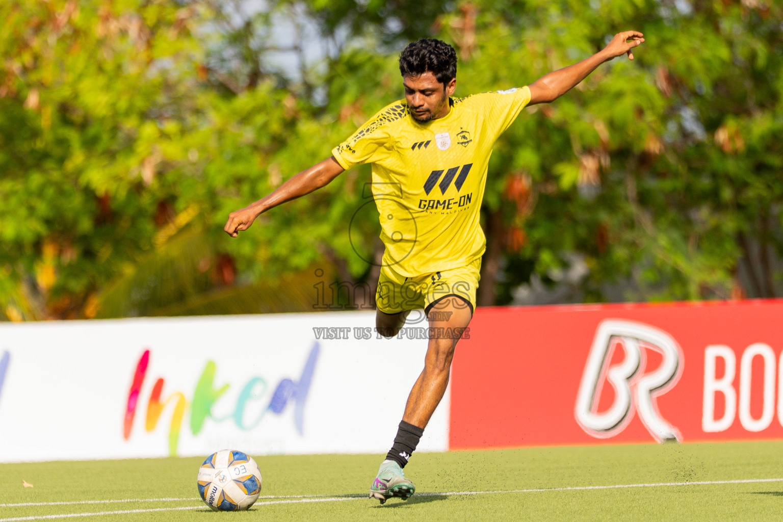 Semi Finals Match 02 Huss Songun FT VS Velaa Sports Club in Day 8 of Eydhafushi Cup 2025 held in Eydhafushi Football Stadium at B. Eydhafushi, Maldives on Saturday, 13th September 2025. Photos: Arif Rasheed / images.mv
