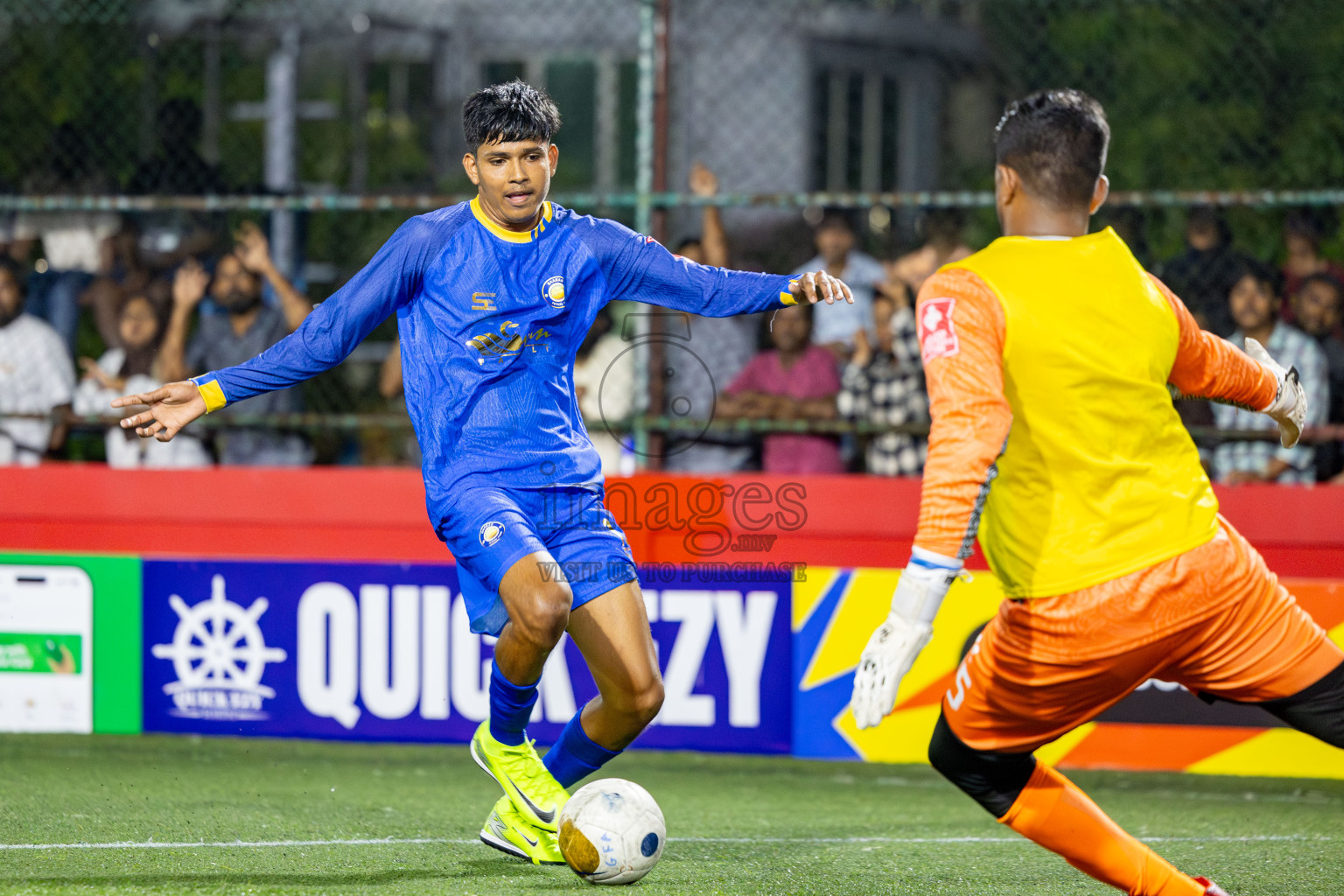 HA Filladhoo vs HA Baarah in Day 13 of Golden Futsal Challenge 2025 was held on Friday, 17th January 2025, in Hulhumale', Maldives 
Photos: Hassan Simah / images.mv