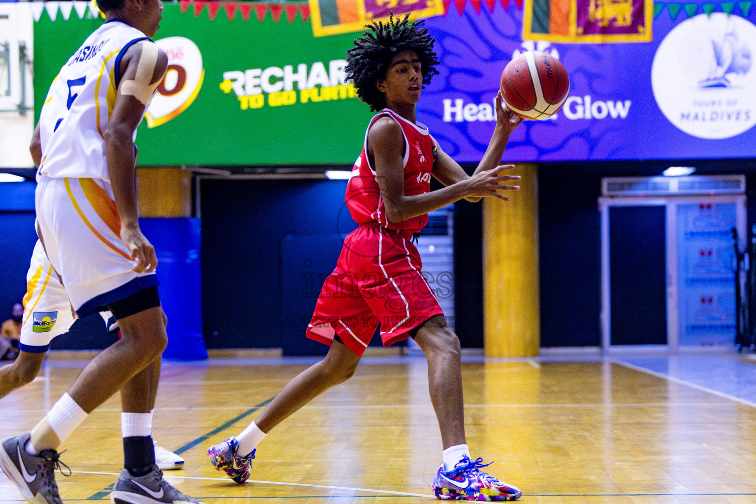 Maldives vs SriLanka in Day 1 of Under 16 Asian Cup SABA Qualifiers 2025 was held in Social Center, Male', Maldives on 12th June 2025. Photos: Nausham Waheed / images.mv