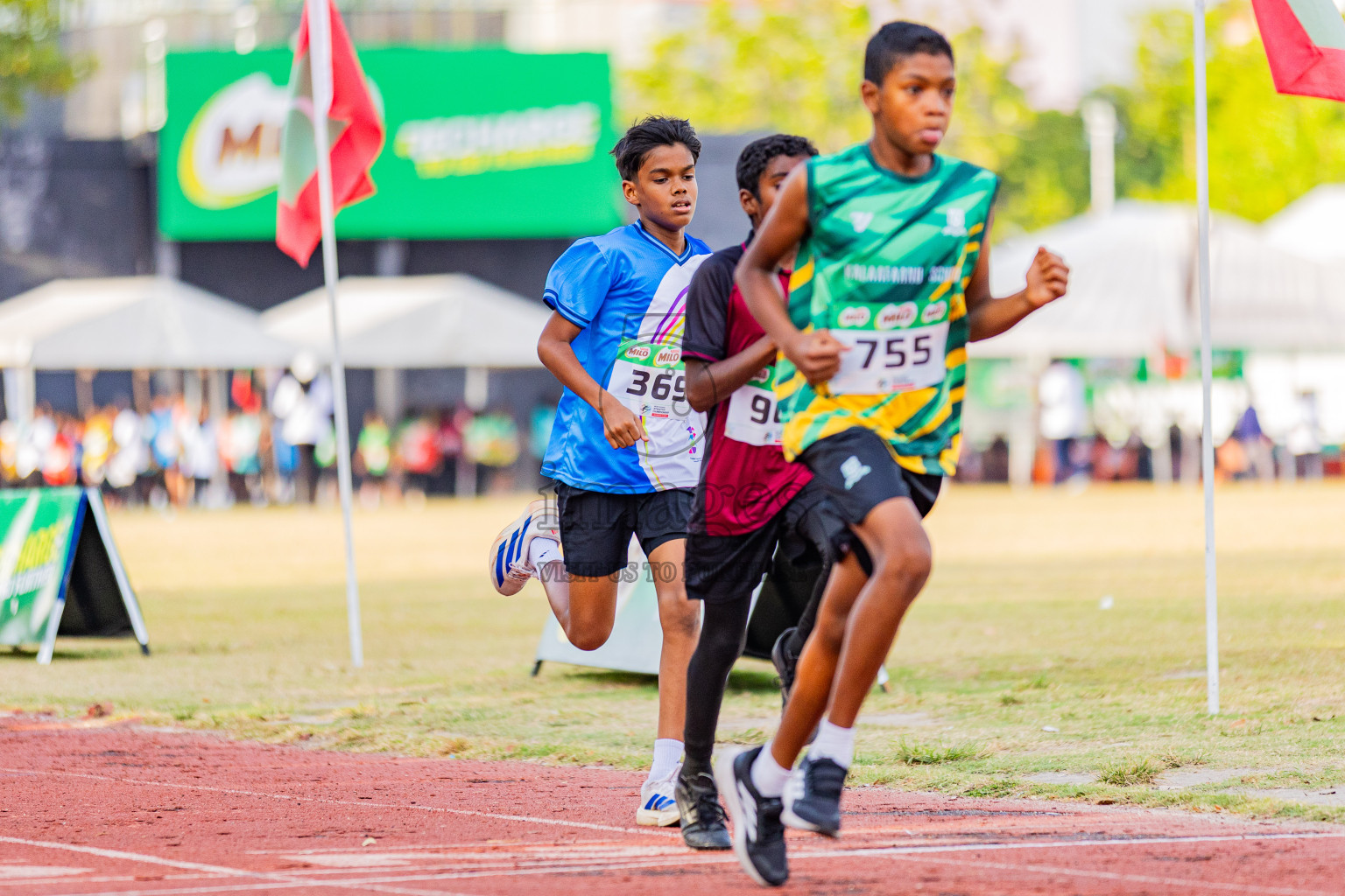 Day 3 of Inter-school Athletics Championship 2025 held in Ekuveni Synthetic Track, Male', Maldives on Wednesday, 08th October 2025. Photos by: Areef Adam  / Images.mv