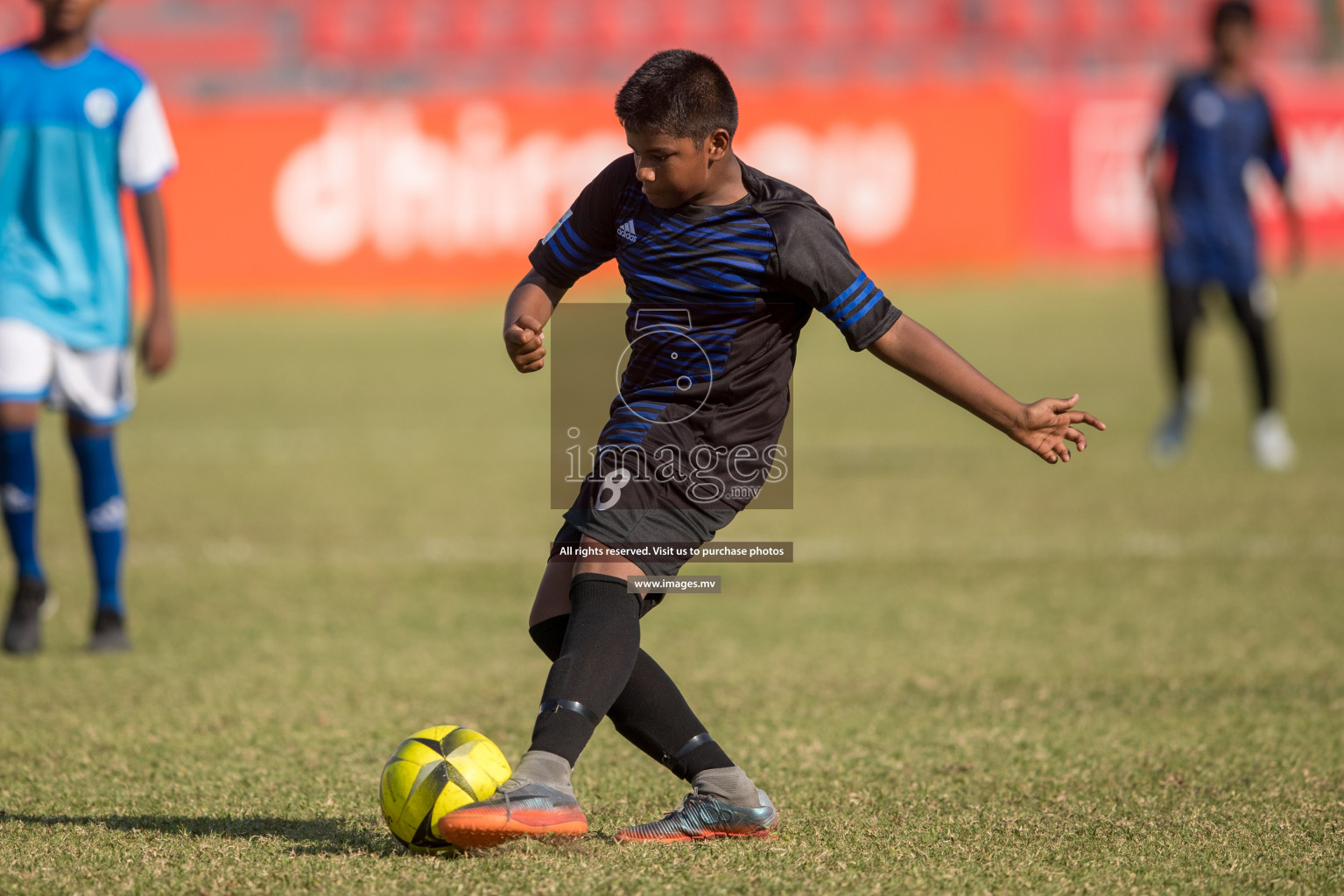 Jamaaluddin vs LH. EDU, CENTRE in MAMEN Inter School Football Tournament 2019 (U13) in Male, Maldives on 26th March 2019, Photos: Suadh Abdul Sattar / images.mv