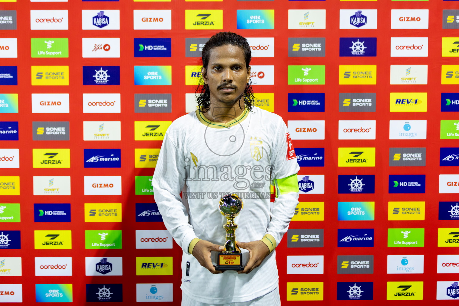 Th. Madifushi  VS  Th. Thimarafushi in Day 11 of Golden Futsal Challenge 2024 was held on Thursday, 25th January 2024, in Hulhumale', Maldives
Photos: Nausham Waheed / images.mv