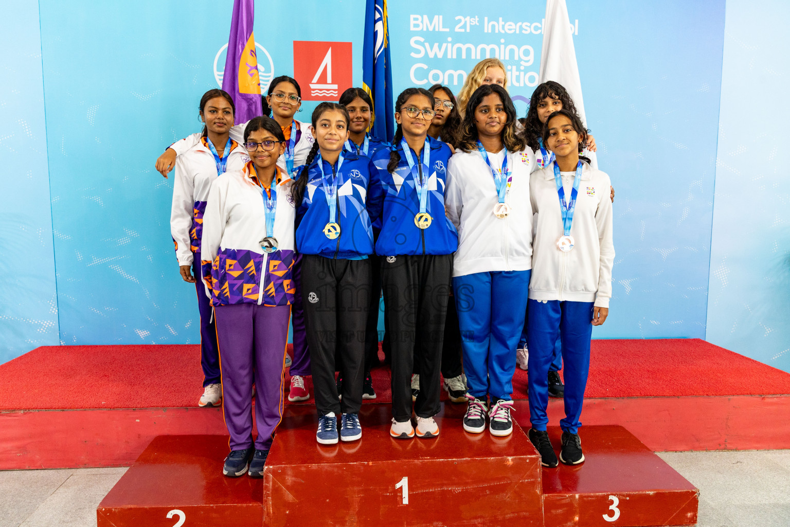 Closing Ceremony of BML 21st Interschool Swimming Competition 2025 .was held in Hulhumale' Swimming Pool, Hulhumale', Maldives on Saturday, 18th October 2025. 
Photos: Hassan Simah / images.mv