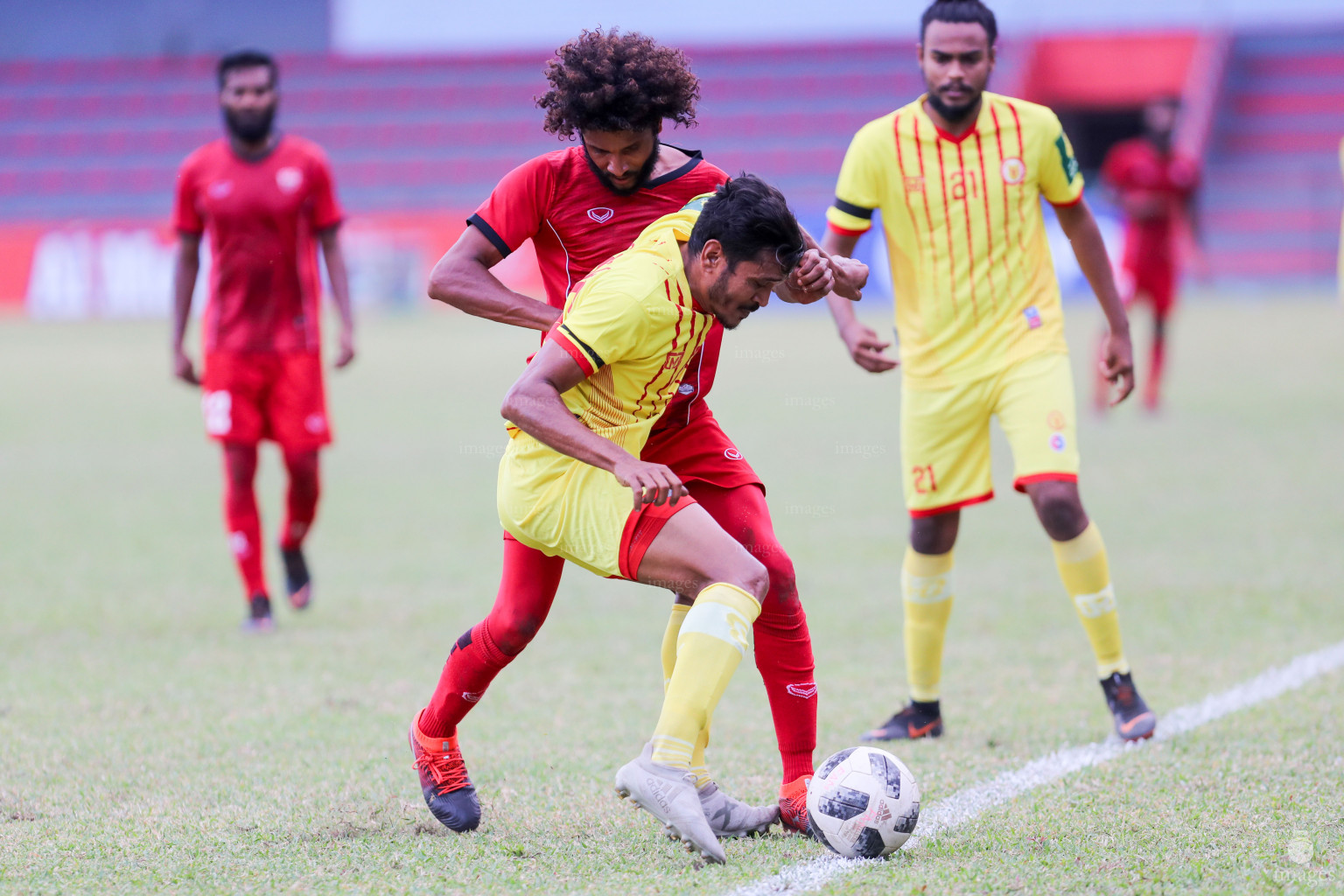 TC Sports Club vs Victory Sports Club in Dhiraagu Dhivehi Premier League 2018 in Male, Maldives, Monday  October 22, 2018. (Images.mv Photo/Suadh Abdul Sattar)