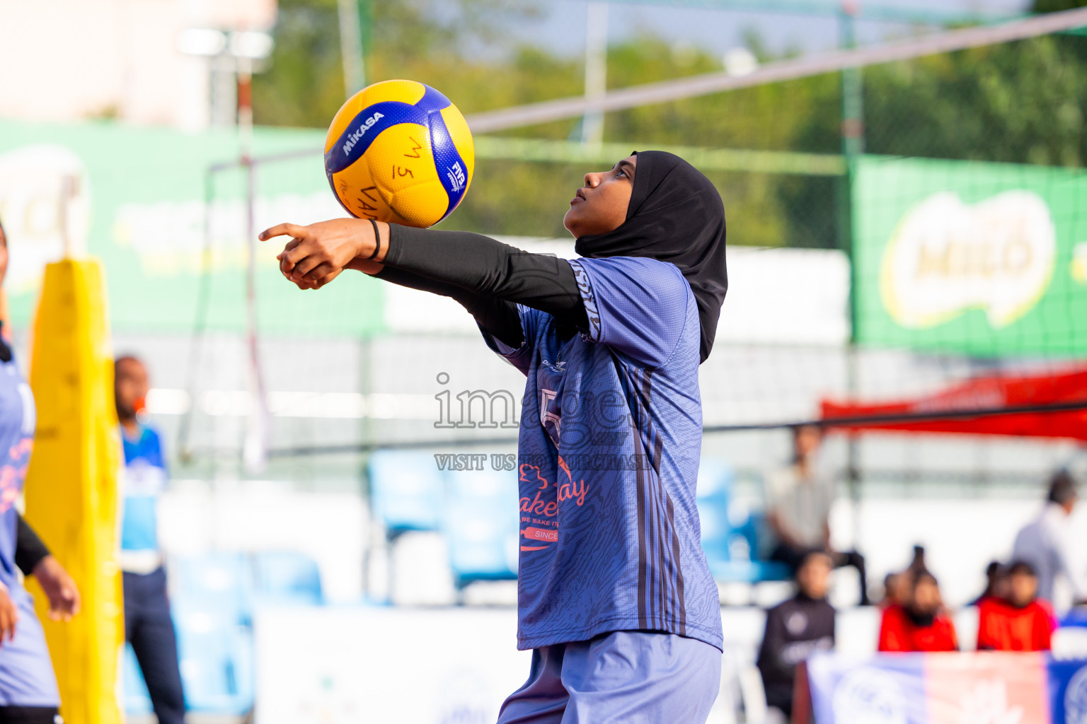 Villingili Z Jamiyya vs Club Volleyball in the Finals of Milo National Junior Volleyball Championship 2025 Woman's Division was held on Sunday, 30th November 2025 at Ekuveni Turf Court Male', Maldives. Photos: Nausham Waheed / images.mv