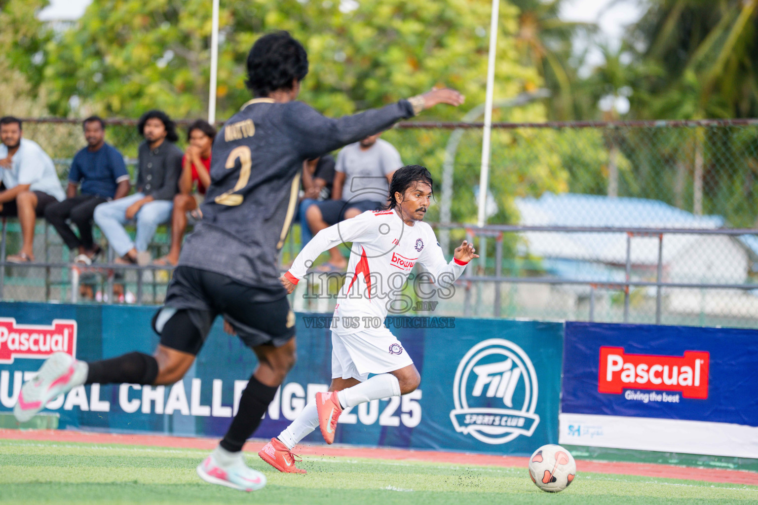 Outreef SC VS Lecrose SC in Day 3 - Fonadhoo Youth Futsal Challenge 2025 held in Fonadhoo Futsal Stadium, L. Fonadhoo, Maldives on Tuesday, 28th October 2025 Photos: Arif Rasheed / images.mv
