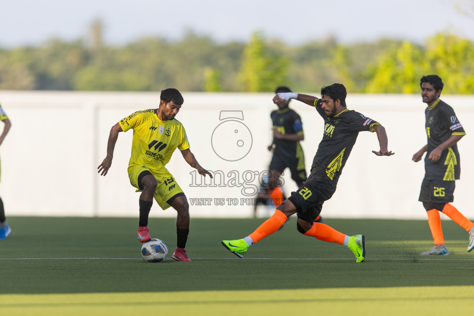 Velaa Sports Club vs Team Middle East in Day 3 of Eydhafushi Cup 2025 held in Eydhafushi Football Stadium at B. Eydhafushi, Maldives on Sunday, 7th September 2025. Photos: Arif Rasheed / images.mv