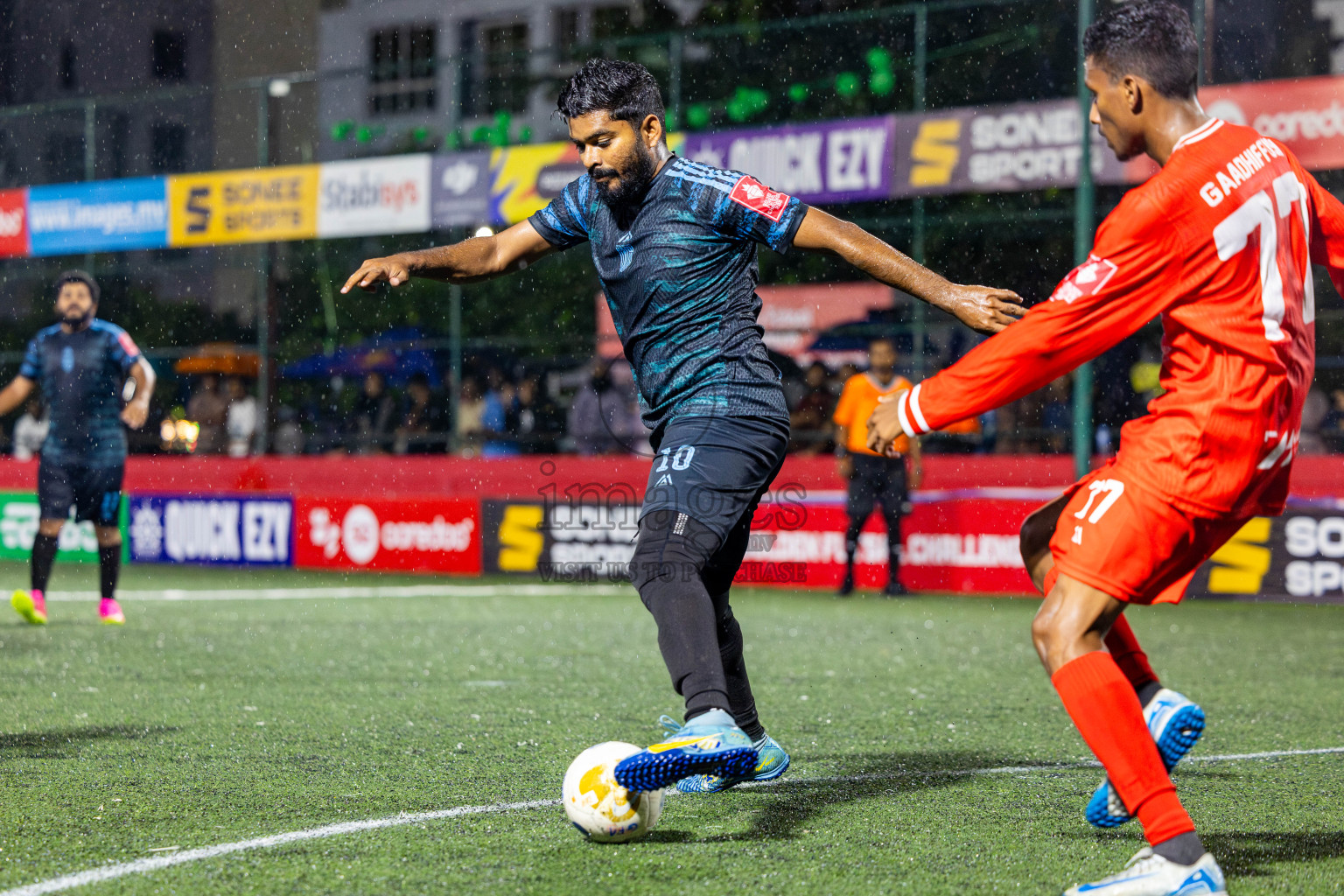 Th Buruni vs Th Gaadhiffushi in Day 18 of Golden Futsal Challenge 2025 was held on Wednesday, 22nd January 2025, in Hulhumale', Maldives. Photos: Nausham Waheed / images.mv