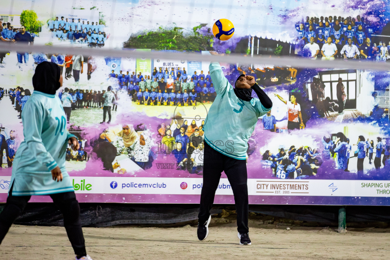 U19 Male and Atoll Girl's Finals in Day 9 of Interschool Volleyball Tournament 2024 was held in ABC Court at Male', Maldives on Saturday, 30th November 2024. Photos: Hassan Simah / images.mv