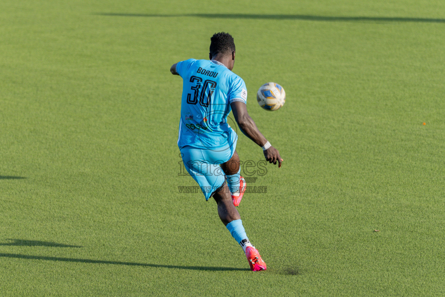 Irumathi FC VS Middle East in Day 5 of Eydhafushi Cup 2025 held in Eydhafushi Football Stadium at B. Eydhafushi, Maldives on Tuesday, 9th September 2025. Photos: Arif Rasheed / images.mv
