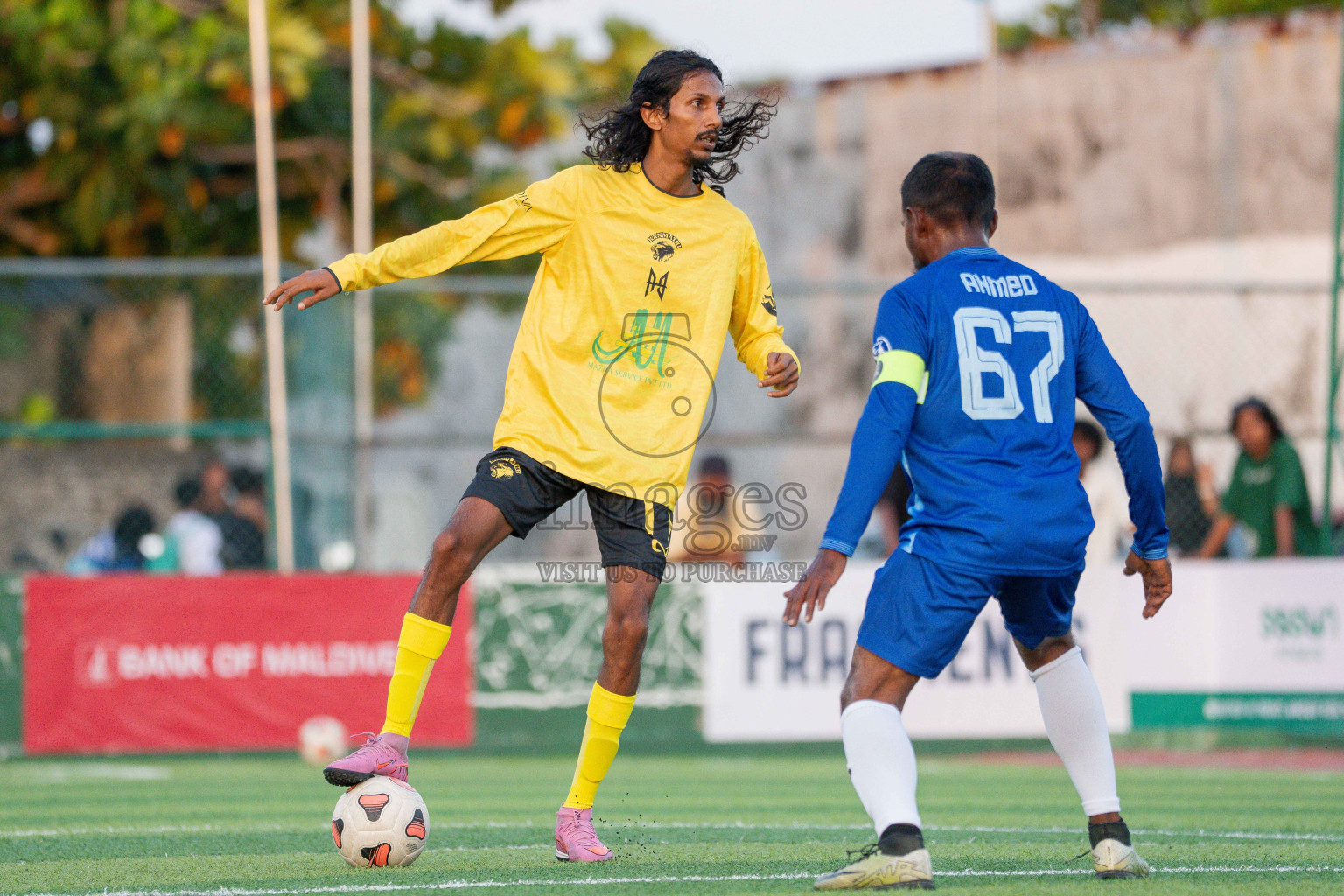 Kanmathi SC VS Laamu Blues in Day 1 - Fonadhoo Youth Futsal Challenge 2025 was held in Fonadhoo Futsal Stadium, L. Fonadhoo, Maldives on Sunday, 26th October 2025 Photos: Arif Rasheed / images.mv