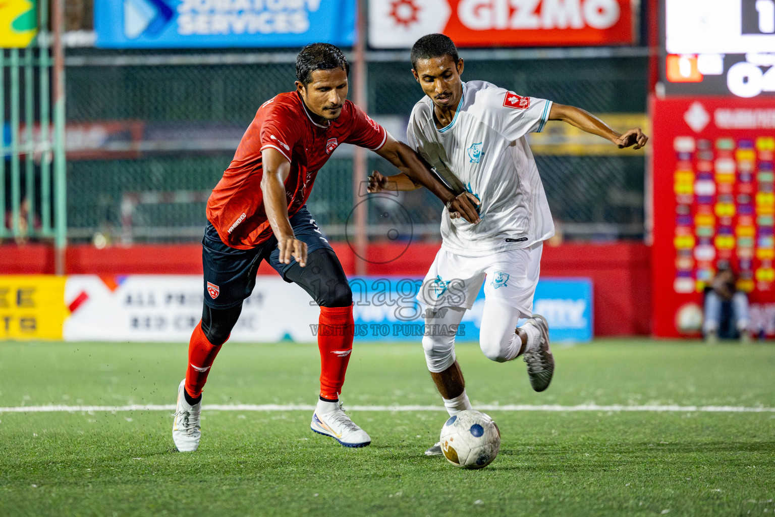 AA. Thoddoo VS ADh. Mahibadhoo in zone round on Day 32 of Golden Futsal Challenge 2025 was held on Wednesday , 5th February 2025, in Hulhumale', Maldives. 
Photos: Hassan Simah / images.mv