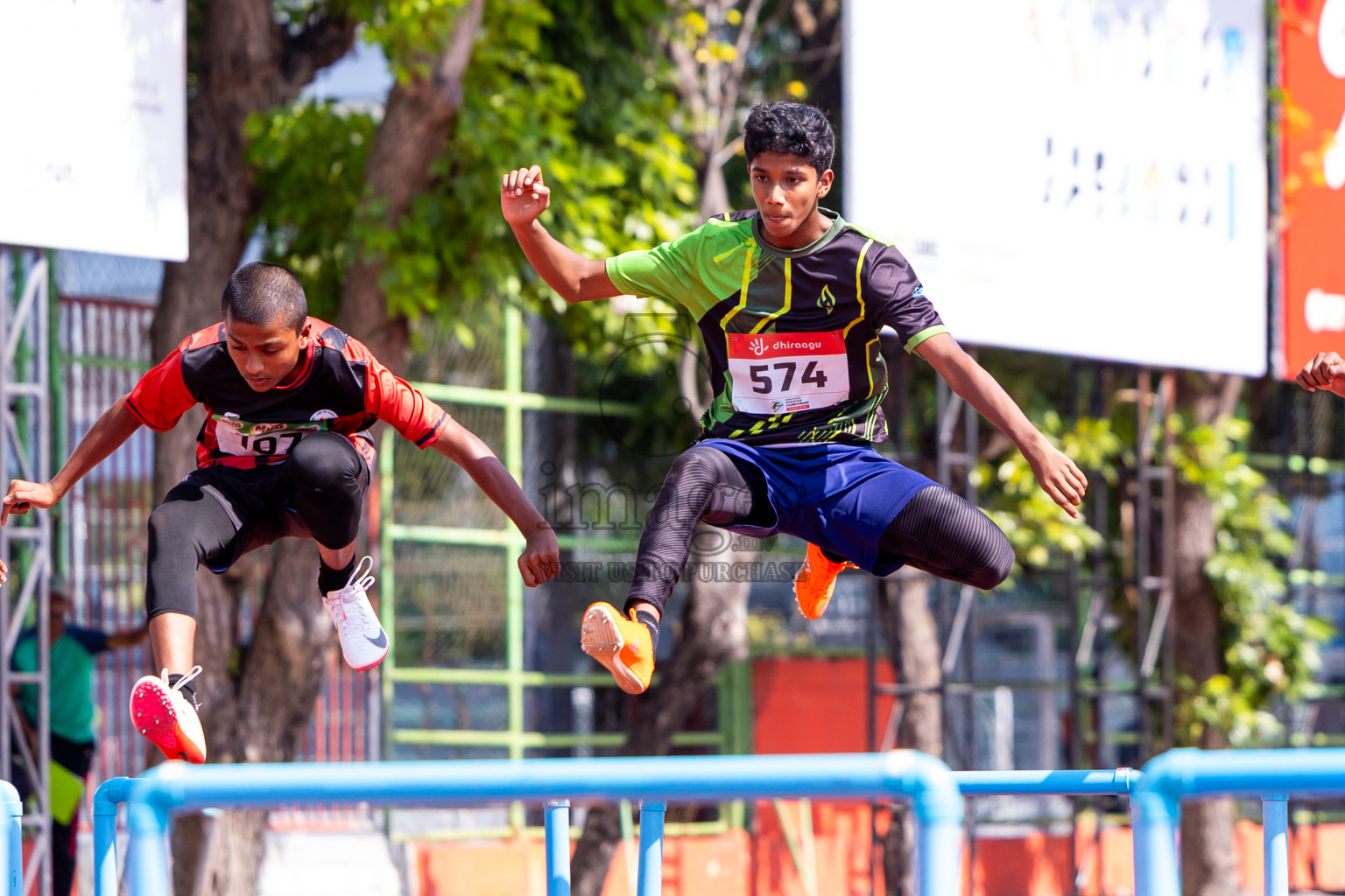 Day 3 of Inter-school Athletics Championship 2025 held in Ekuveni Synthetic Track, Male', Maldives on Wednesday, 08th October 2025. Photos by: Nausham Waheed / Images.mv