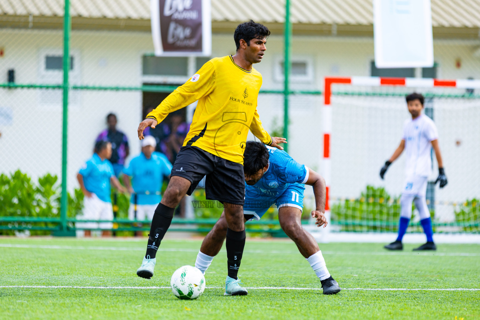 FINOLHU VS FOUR SEASONS LANDAA GIRAAVARU in Semi Finals of Resort League 2025 (Baa Zone) was held on Wednesday, 16th July 2025 in Avani+ Fares Maldives Resort, Baa Atoll, Maldives. Photos: Areef Adam / images.mv