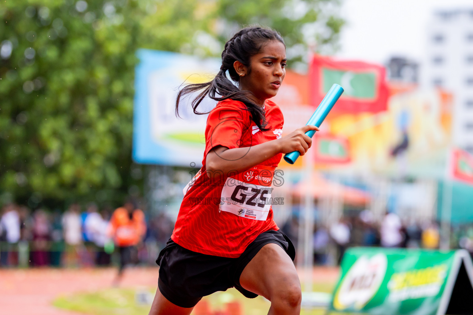 Day 6 of Inter-school Athletics Championship 2025 held in Ekuveni Synthetic Track, Male', Maldives on Sunday, 12th October 2025. Photos by: Nausham Waheed / Images.mv