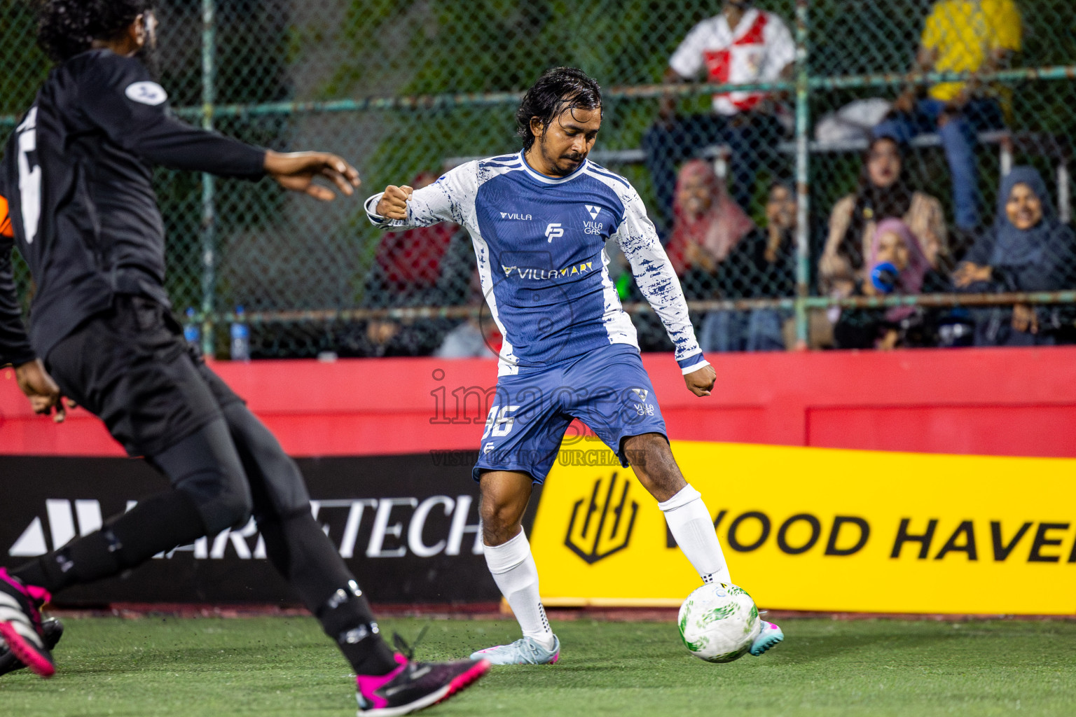 Roseware vs Villa Travels in Day 7 of Office League 2025 was held on Tuesday, 22nd April 2025 in Hulhumale', Maldives. Photos: Nausham Waheed / images.mv