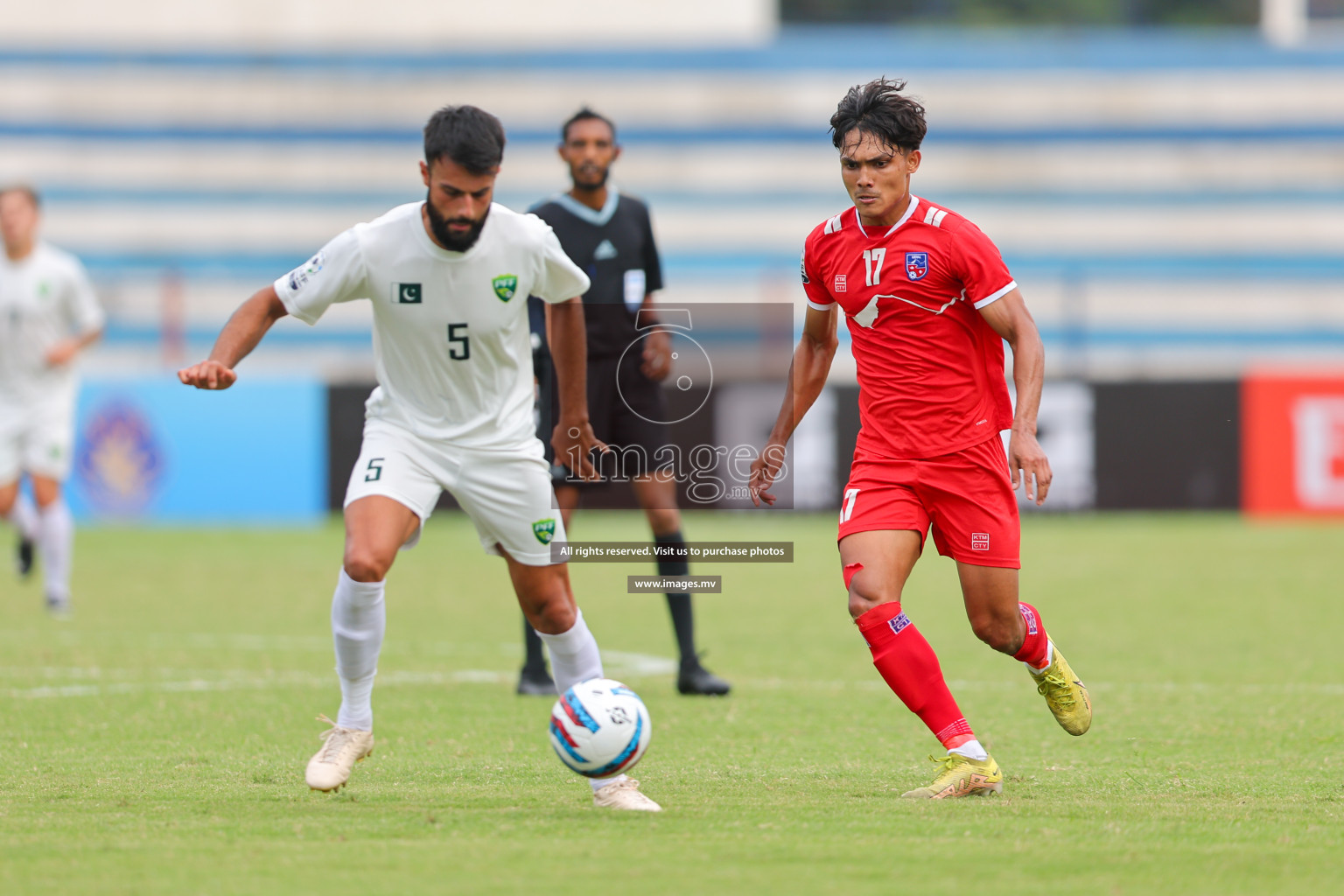 Nepal vs Pakistan in SAFF Championship 2023 held in Sree Kanteerava Stadium, Bengaluru, India, on Tuesday, 27th June 2023. Photos: Nausham Waheed, Hassan Simah / images.mv