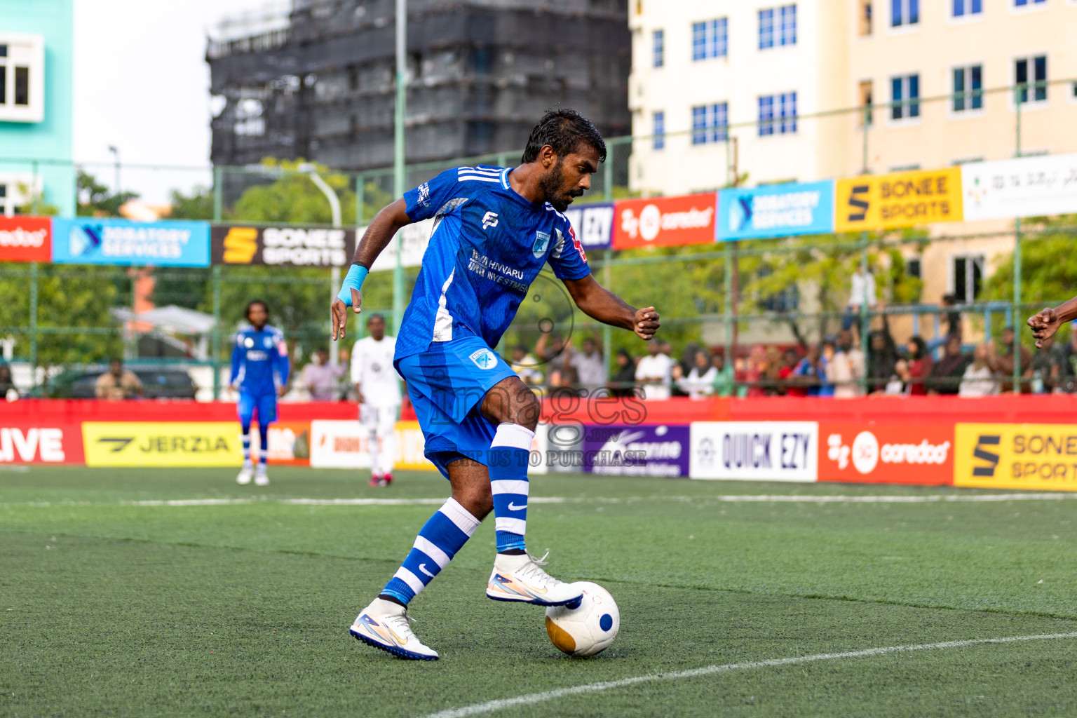 AA. Ukulhas VS AA. Mathiveri in Day 7 of Golden Futsal Challenge 2025 was held on Saturday, 11th January 2025, in Hulhumale', Maldives 
Photos: Hassan Simah / images.mv