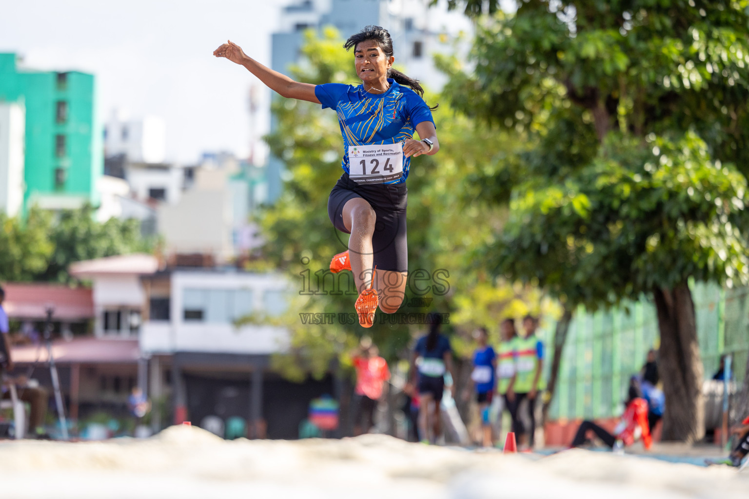 Day 3 of 33rd National Athletics Championship was held in Ekuveni Track at Male', Maldives on Saturday, 7th September 2024.
Photos: Suaadh Abdul Sattar / images.mv