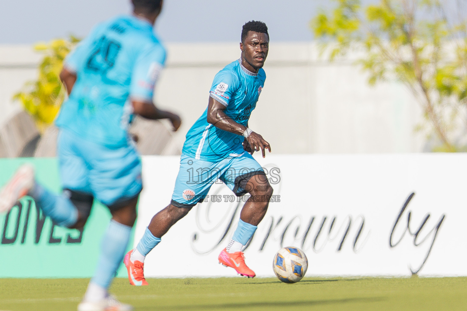 Irumathi FC VS Middle East in Day 5 of Eydhafushi Cup 2025 held in Eydhafushi Football Stadium at B. Eydhafushi, Maldives on Tuesday, 9th September 2025. Photos: Arif Rasheed / images.mv
