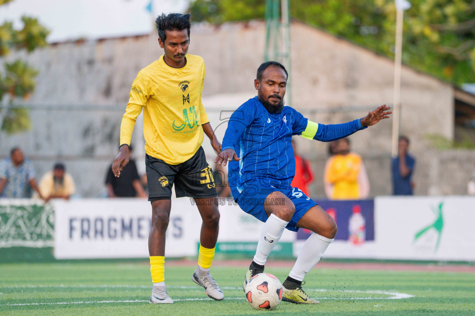 Kanmathi SC VS Laamu Blues in Day 1 - Fonadhoo Youth Futsal Challenge 2025 was held in Fonadhoo Futsal Stadium, L. Fonadhoo, Maldives on Sunday, 26th October 2025 Photos: Arif Rasheed / images.mv