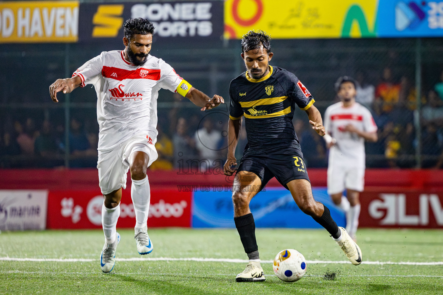 HA Utheemu vs HA Muraidhoo in Day 13 of Golden Futsal Challenge 2025 was held on Friday, 17th January 2025, in Hulhumale', Maldives. Photos: Nausham Waheed / images.mv