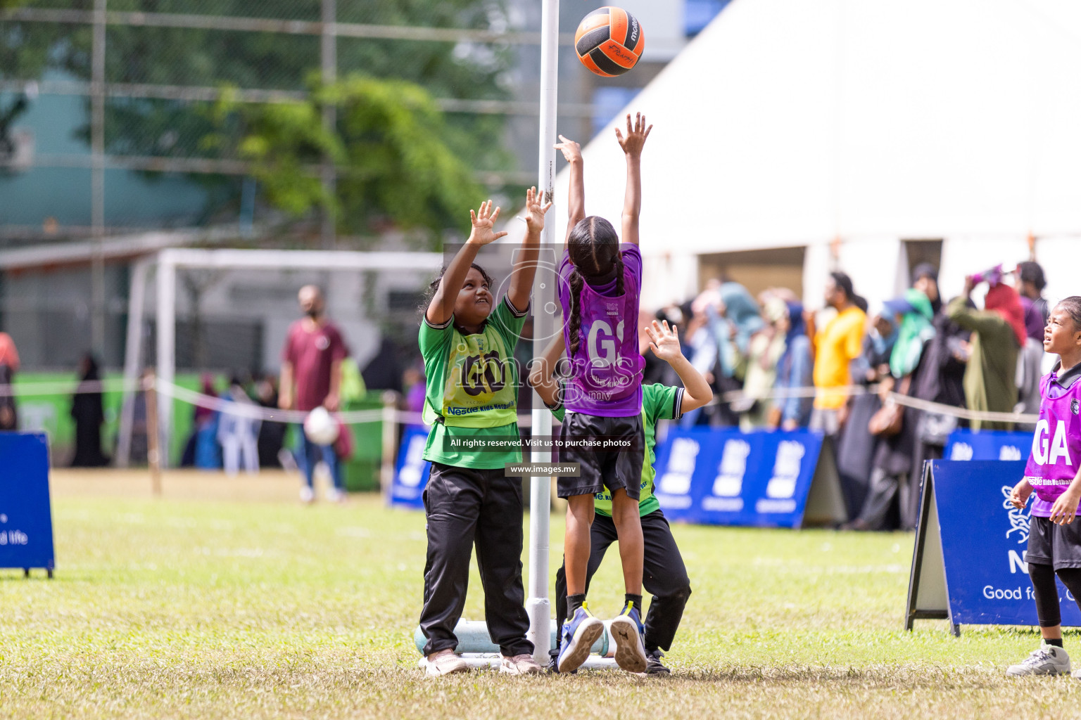 Day 2 of Nestle' Kids Netball Fiesta 2023 held in Henveyru Stadium, Male', Maldives on Thursday, 1st December 2023. Photos by Nausham Waheed / Images.mv