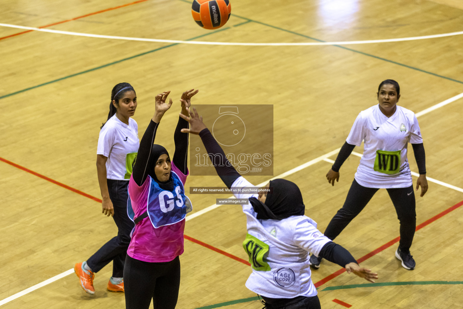 Sports Club Shining Star vs Club Green Streets in the Milo National Netball Tournament 2022 on 17 July 2022, held in Social Center, Male', Maldives. Photographer: Hassan Simah / Images.mv