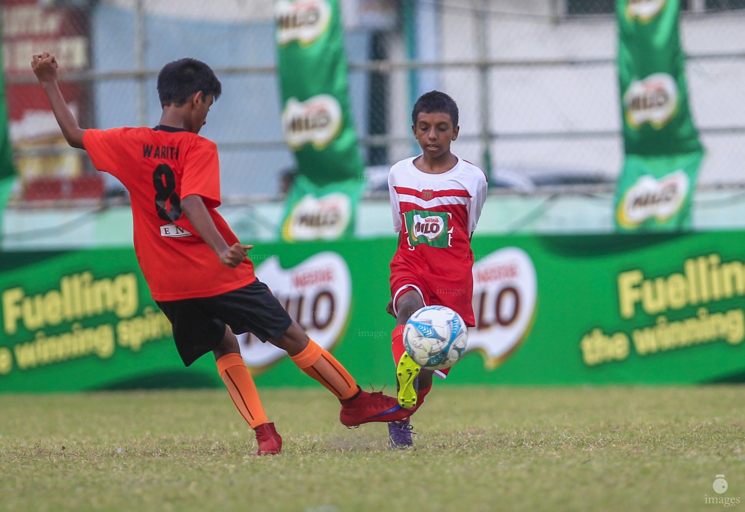 Inter school Football U14: Majeedhiyya vs Imaaduddin , Sunday March 6 , 2016.  (Images.mv Photo: Mohamed Ahsan)