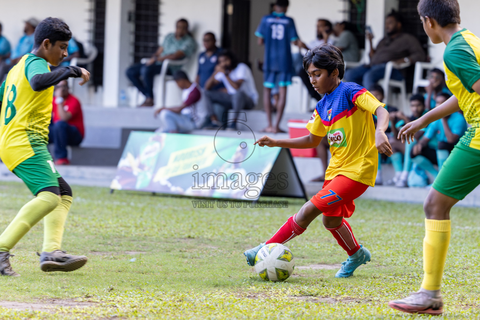 Day 2 of MILO Academy Championship 2024 held in Henveyru Stadium, Male', Maldives on Thursday, 1st November 2024. 
Photos:Hassan Simah / Images.mv