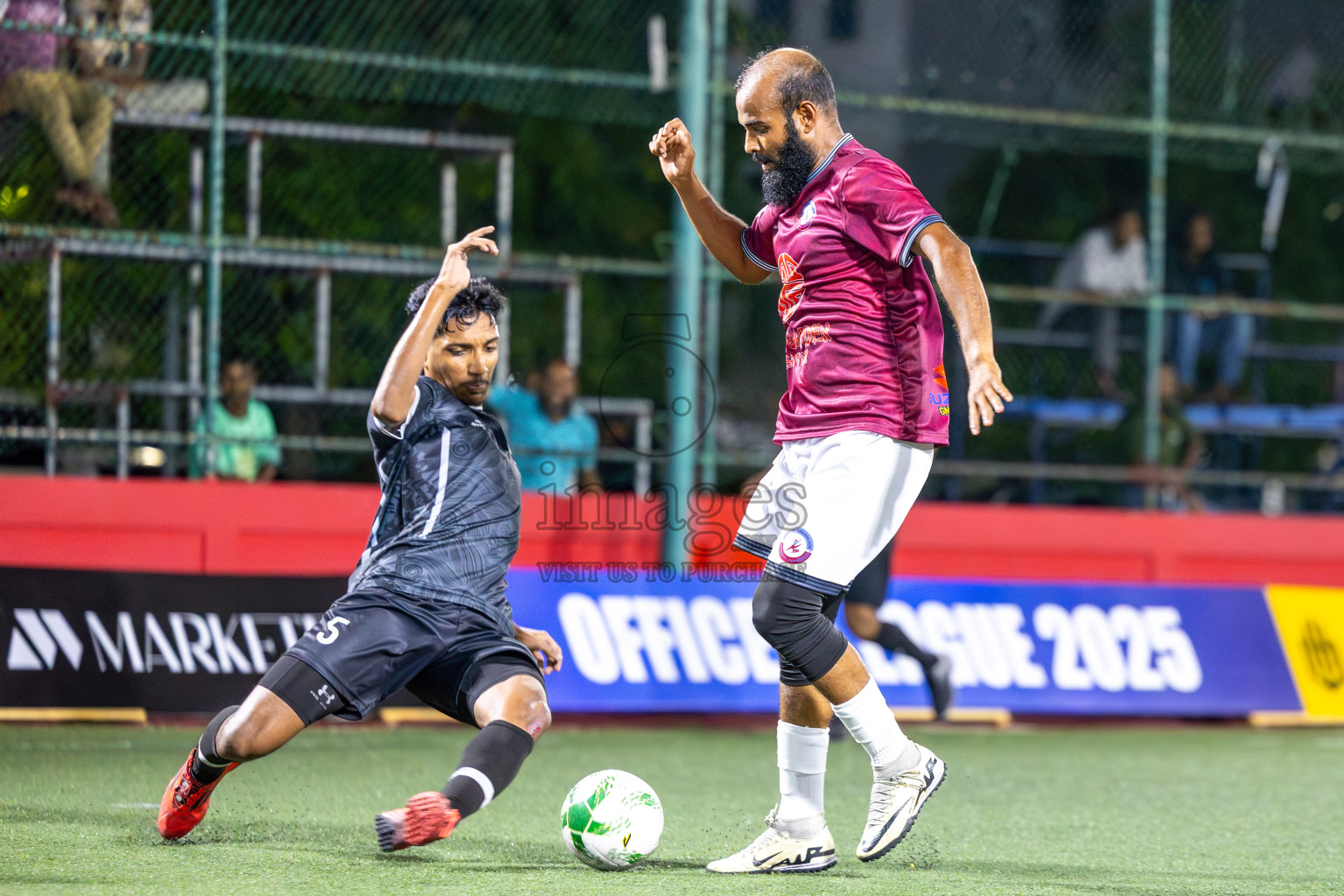 Club Dhaakhilee vs Kulhivaru Vuzaara in Day 3 of Office League 2025 was held on Friday, 18th April 2025 in Hulhumale', Maldives.
Photos: Ismail Thoriq / images.mv