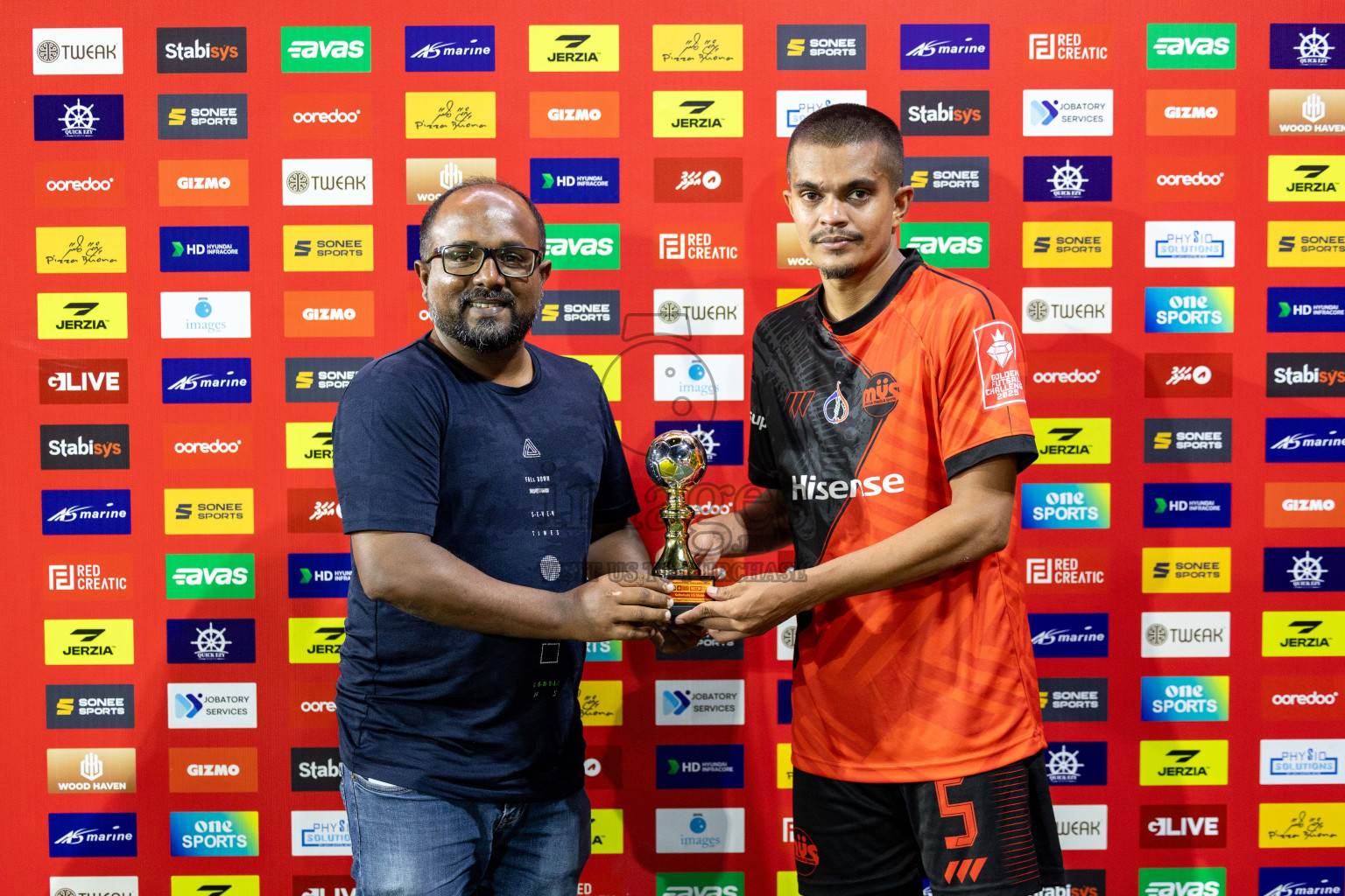M Kolhufushi VS M Mulak in Day 21 of Golden Futsal Challenge 2025 was held on Saturday, 25 January 2025, in Hulhumale', Maldives. 
Photos: Hassan Simah / images.mv
